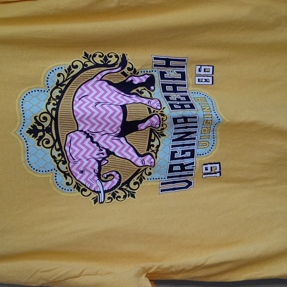 Men's Gildan Virginia Beach elephant 🐘 heavy cotton thick bright yellow XL - Picture 2 of 4